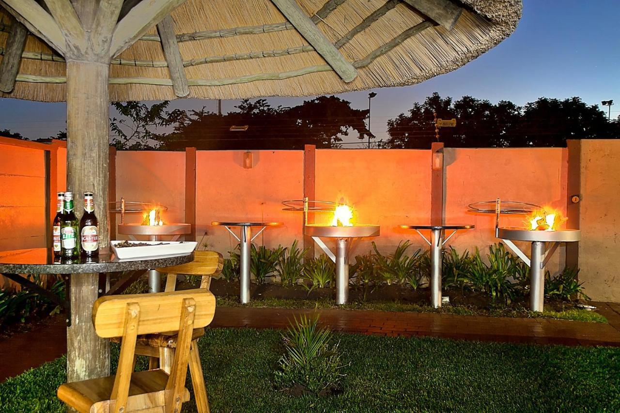 Gecko Inn Richards Bay Exterior foto